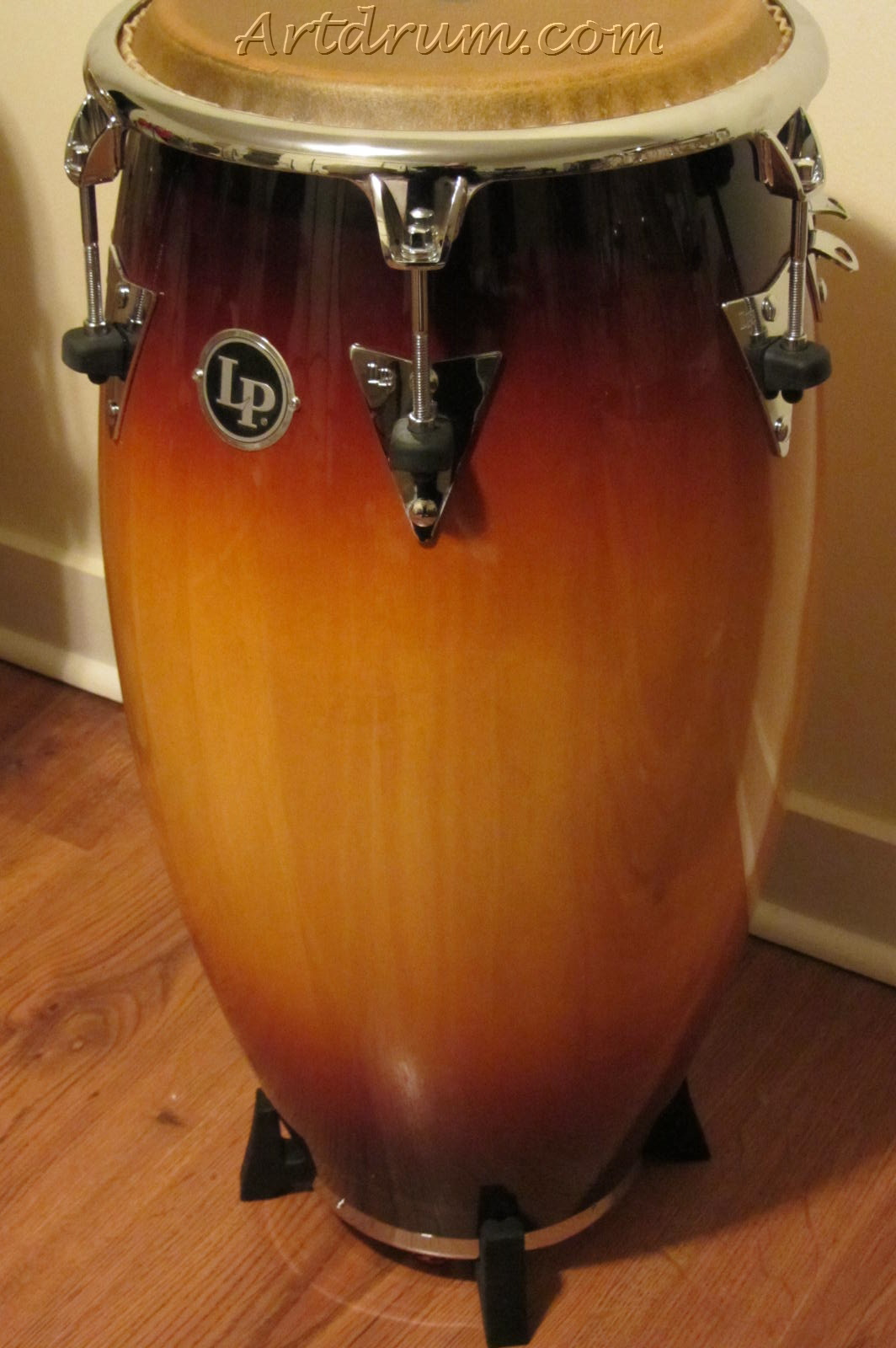 Index of /IMAGES/ARTDRUMDRUMS/LP/Congas/ClassicTopTuningConga1175