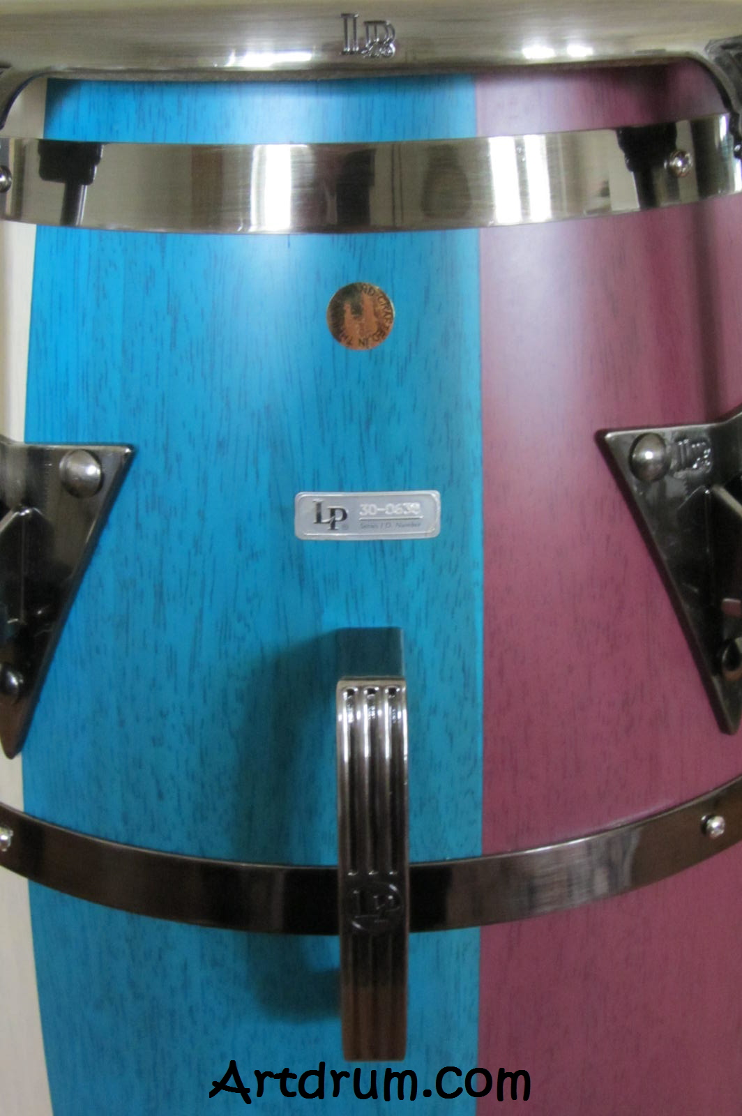 Index of /IMAGES/ARTDRUMDRUMS/LP/Congas/LEPalladiumConga11