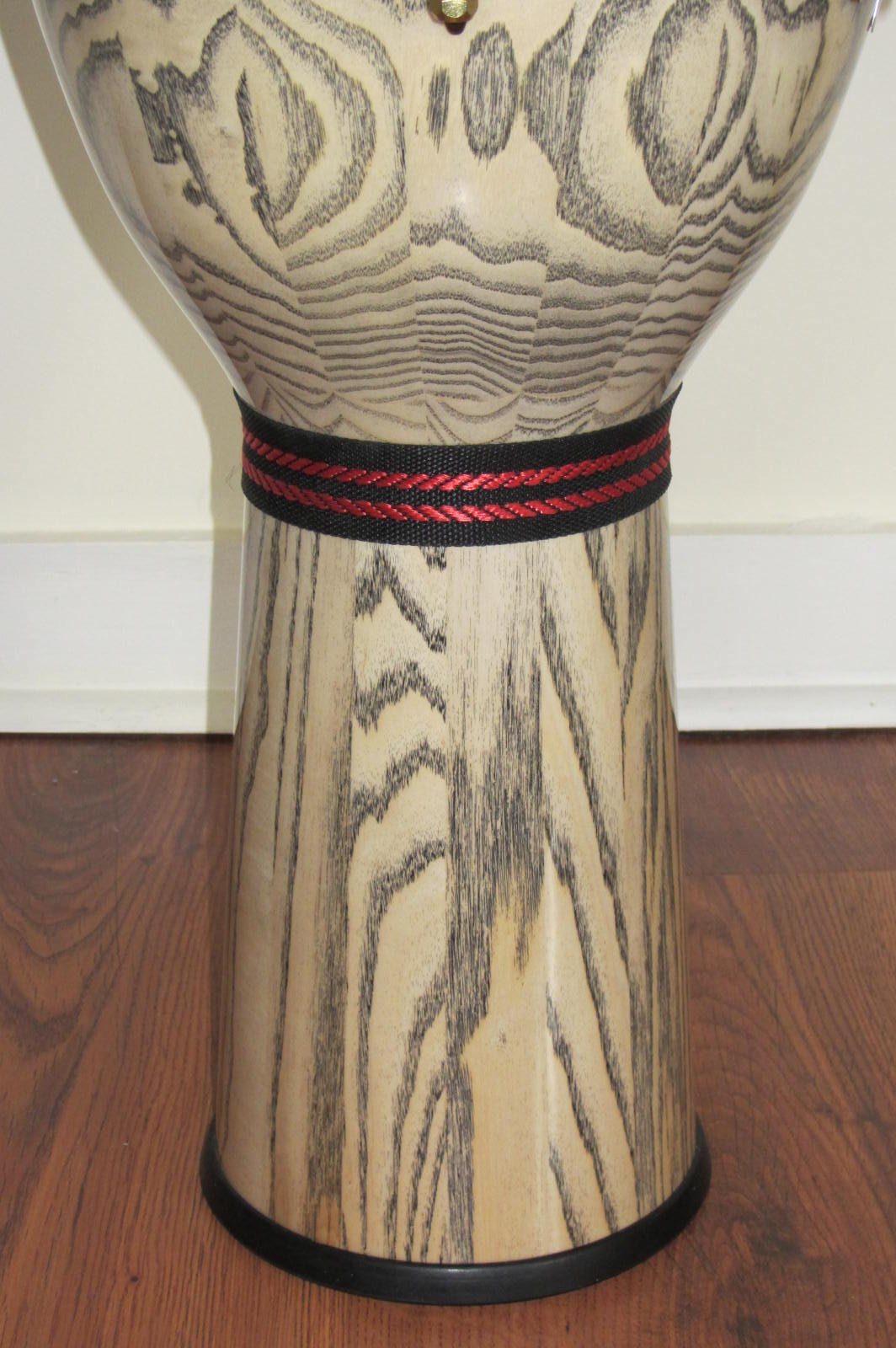 Index of /IMAGES/ARTDRUMDRUMS/LP/Djembes