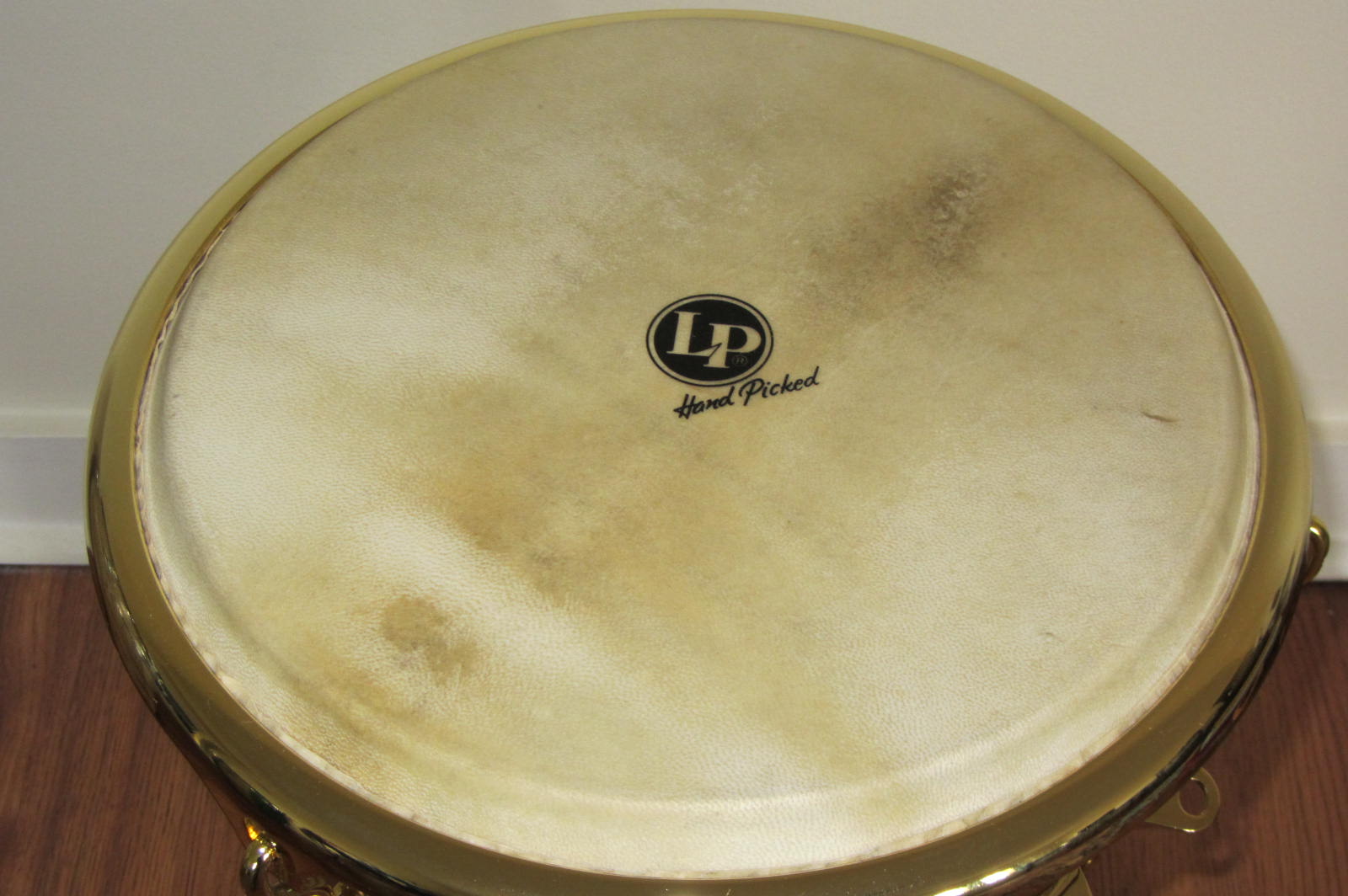 Index of /IMAGES/ARTDRUMDRUMS/LP/Djembes